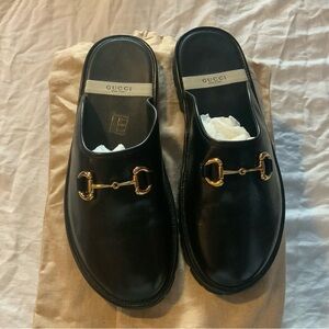 Men’s Gucci black leather slides new w/box size 12.5US